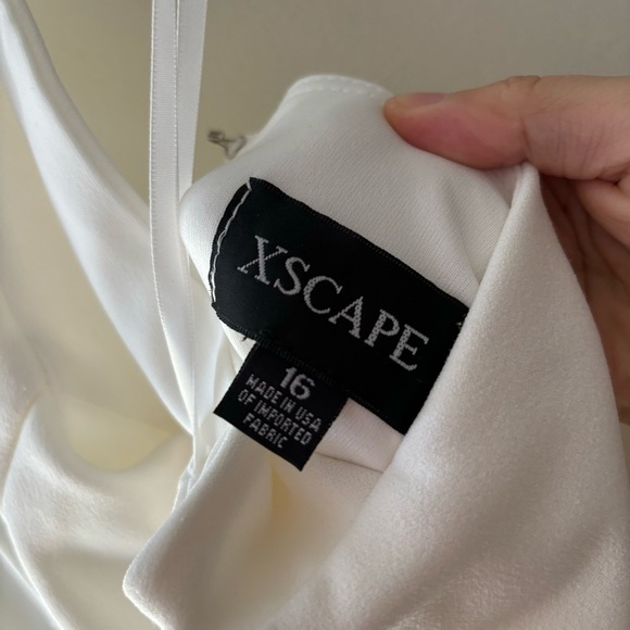 Xscape Crepe Halter Neck side slit dress Sz 16 - Picture 9 of 10